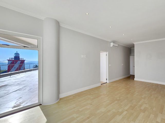 To Let 3 Bedroom Property for Rent in Mouille Point Western Cape